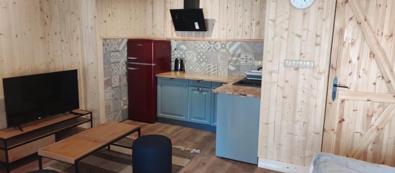 Apartamenty Lesna Przystan ベンゴジェボ エクステリア 写真